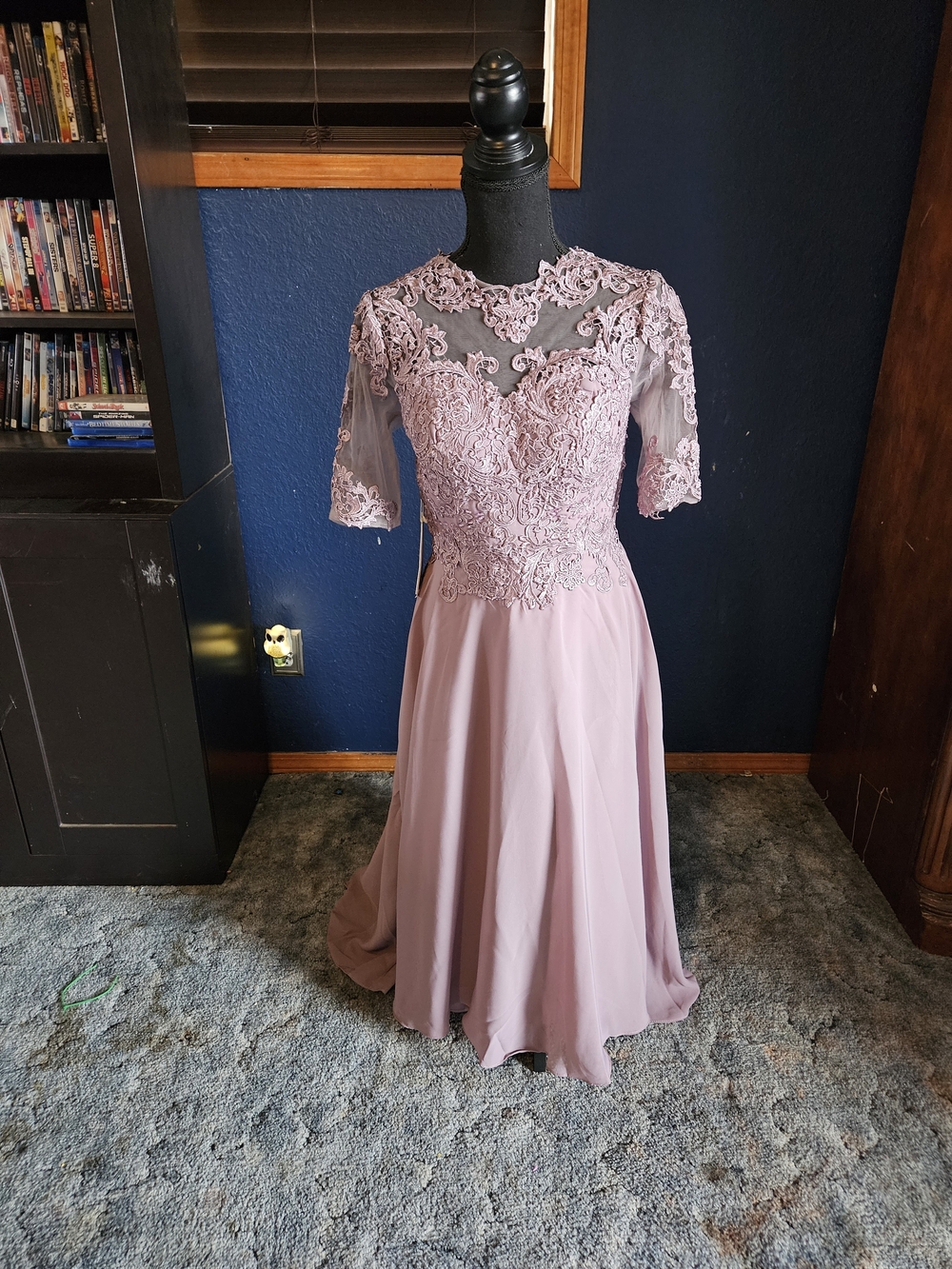 Witness of Love Lace  Long Sleeve Evening Dress in Lavender size small nwt